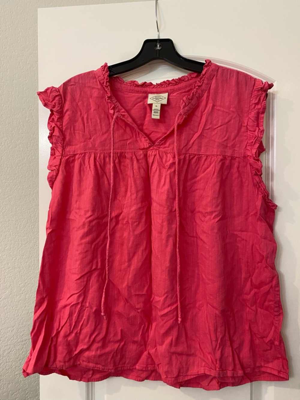 Women’s pink shirt